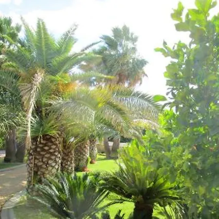 Apartament Elegant A Avec Balcon Et Jardin